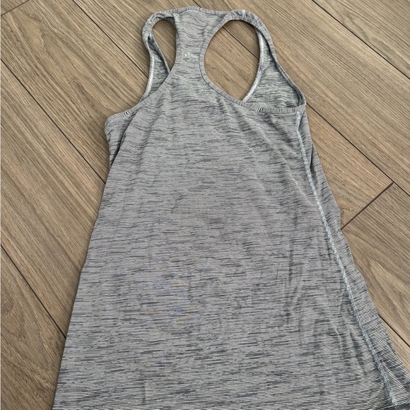 Lululemon Grey Striped Racerback Tank - Picture 2 of 2